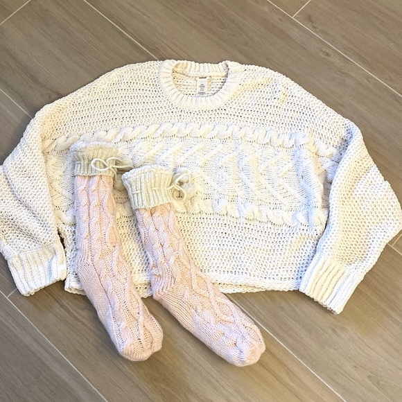 Garage Sweaters - GARAGE~CROPPED SWEATER~CREAM~SMALL